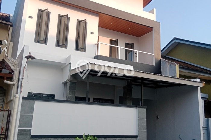 Rumah Modern Cantik 4 Kamar Siap Huni di Colomadu Rumah Modern Cantik 4 Kamar Siap Huni di Colomadu