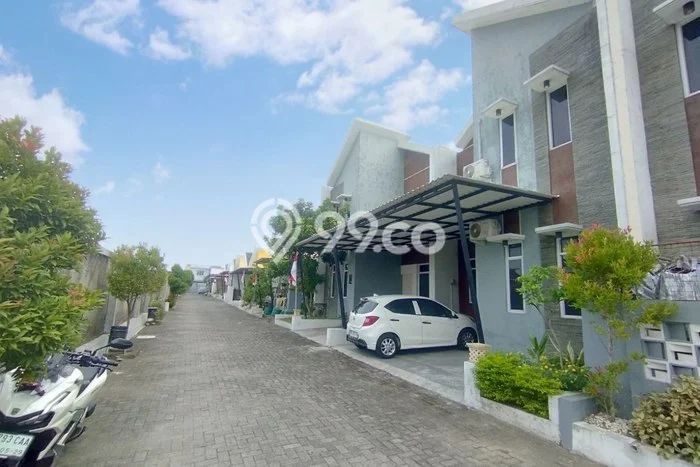 Jual Rumah Bagus Siap Huni LB 70m2 di Colomadu, Karanganyar Jual Rumah Bagus Siap Huni LB 70m2 di Colomadu, Karanganyar