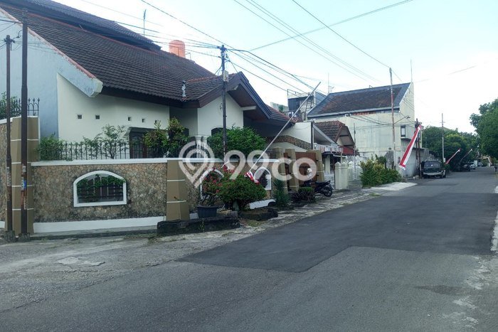PREMIUM LIVING! Rumah kawasan Banjarsari, 4 KT, Kawasan Prospektif, Luas 150m2m² Bangunan 250m2m² PREMIUM LIVING! Rumah kawasan Banjarsari, 4 KT, Kawasan Prospektif, Luas 150m2m² Bangunan 250m2m²