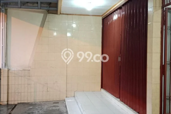 Ruko Dijual di Laweyan LT 195m2, LB 210m2 untuk Investasi Ruko Dijual di Laweyan LT 195m2, LB 210m2 untuk Investasi