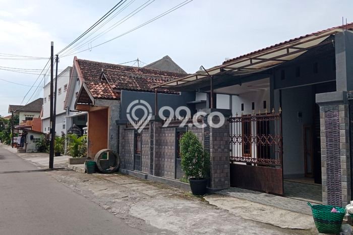 Jual Rumah Strategis Bagus Punya 3 KT di Grogol Sukoharjo SHM Jual Rumah Strategis Bagus Punya 3 KT di Grogol Sukoharjo SHM