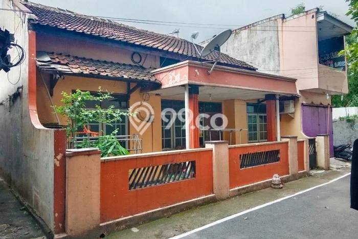 Rumah Modern Minimalis 4 Kamar Bisa Langsung Pindah di Laweyan Rumah Modern Minimalis 4 Kamar Bisa Langsung Pindah di Laweyan
