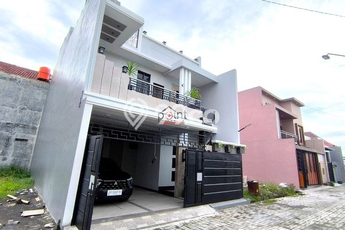 Dijual Rumah Elit Exclusive di Banjarsari, Surakarta Dijual Rumah Elit Exclusive di Banjarsari, Surakarta