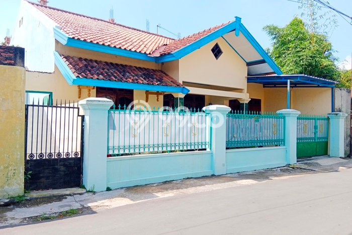 Dijual Rumah Strategis Bagus Punya 3 KT di Colomadu Karanganyar SHM Dijual Rumah Strategis Bagus Punya 3 KT di Colomadu Karanganyar SHM
