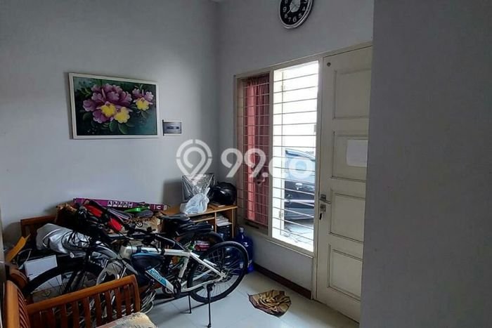 Dijual Cepat Rumah Favorit Siap Huni LB 230m2 di Banjarsari, Surakarta Dijual Cepat Rumah Favorit Siap Huni LB 230m2 di Banjarsari, Surakarta