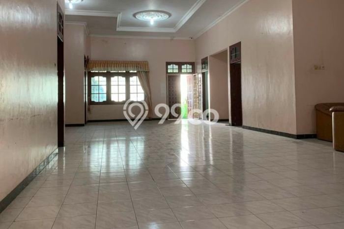 For Sale Rumah Elit Exclusive di Laweyan, Surakarta For Sale Rumah Elit Exclusive di Laweyan, Surakarta