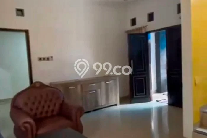 Rumah Cantik Siap Huni Di Laweyan Luas 170m2 Lokasi Strategis Rumah Cantik Siap Huni Di Laweyan Luas 170m2 Lokasi Strategis