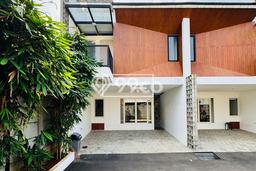 Rumah di Cirendeu, 4 KT, Area Premium, LT 66m² Bangunan 102m² Rumah di Cirendeu, 4 KT, Area Premium, LT 66m² Bangunan 102m²