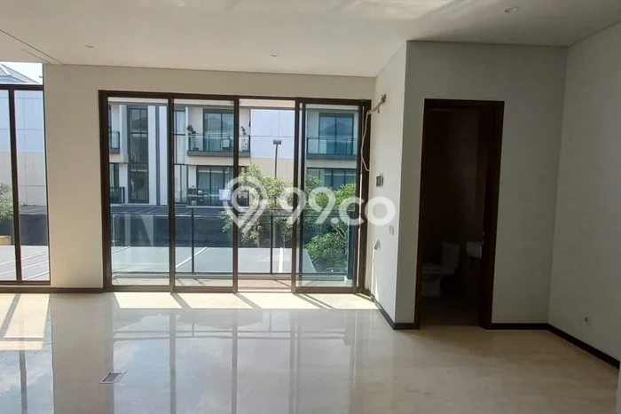 Rumah Elit LB 198m2 Siap Huni Desain Elegan di BSD City, Tangerang Rumah Elit LB 198m2 Siap Huni Desain Elegan di BSD City, Tangerang