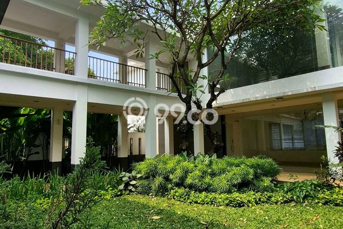 Sewa Rumah Mewah di Menteng Jakarta Pusat Harga Rp 3 Miliar/ Tahun Sewa Rumah Mewah di Menteng Jakarta Pusat Harga Rp 3 Miliar/ Tahun