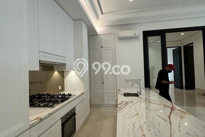 Rumah Cantik Siap Huni Di Cilandak Luas 230m2 Aman Rumah Cantik Siap Huni Di Cilandak Luas 230m2 Aman