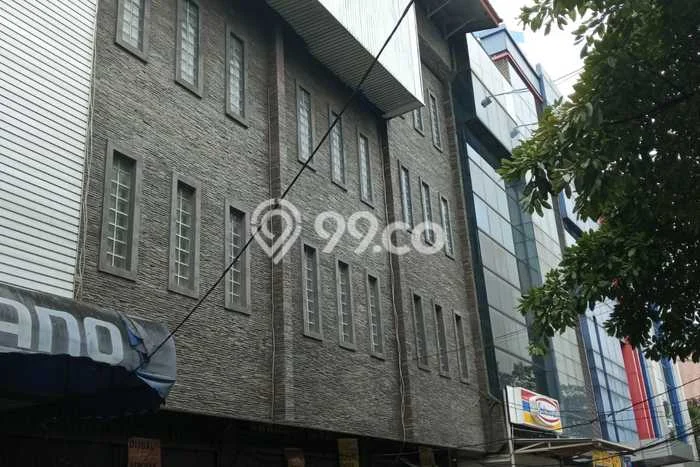 Ruko Dijual di Prime Area Jakarta Pusat Luas 200m2 Ruko Dijual di Prime Area Jakarta Pusat Luas 200m2