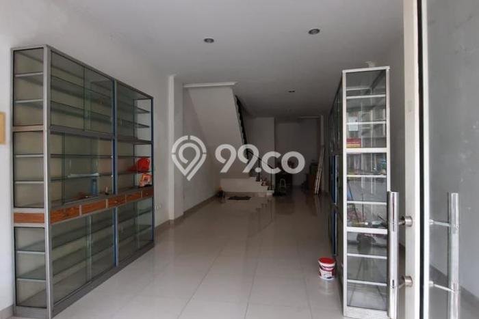 Ruko Disewakan di Area Ramai Cipondoh, Tangerang Ruko Disewakan di Area Ramai Cipondoh, Tangerang