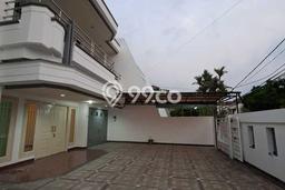 Dijual Rumah Mewah Elegan Dengan View Eksklusif di Green Garden, Jakarta Barat Dijual Rumah Mewah Elegan Dengan View Eksklusif di Green Garden, Jakarta Barat