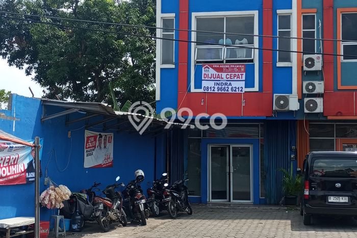 AREA BISNIS! Ruko Kawasan Jatibening, Luas 144m², Jalan Utama, Ramai AREA BISNIS! Ruko Kawasan Jatibening, Luas 144m², Jalan Utama, Ramai