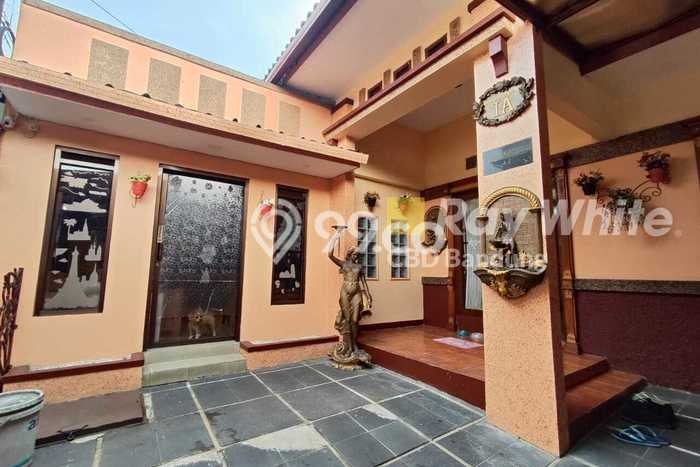 Rumah Eksklusif lokasi Cijerah, Bandung, Luas 150m² LB 170m² Rumah Eksklusif lokasi Cijerah, Bandung, Luas 150m² LB 170m²