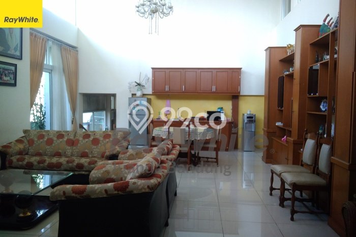 Jual Rumah Mewah Elegan Dengan View Eksklusif di Cigadung, Bandung Jual Rumah Mewah Elegan Dengan View Eksklusif di Cigadung, Bandung