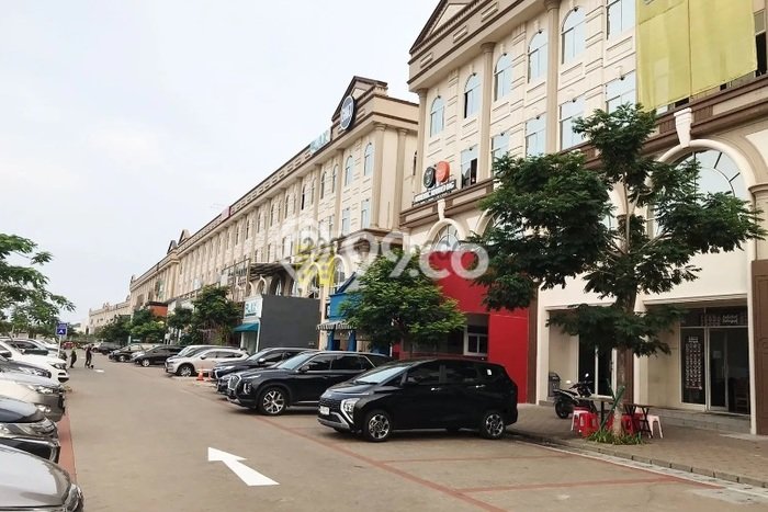 Unit Komersial Disewakan di Jakarta Utara Area Strategis Harga Kompetitif Unit Komersial Disewakan di Jakarta Utara Area Strategis Harga Kompetitif