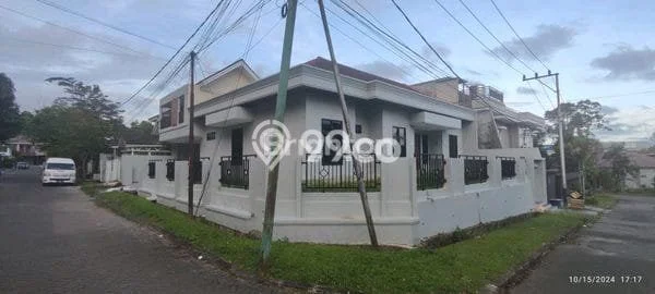 Rumah Elit LB 300m2 Siap Pakai Desain Elegan di Balikpapan Baru, Balikpapan Rumah Elit LB 300m2 Siap Pakai Desain Elegan di Balikpapan Baru, Balikpapan