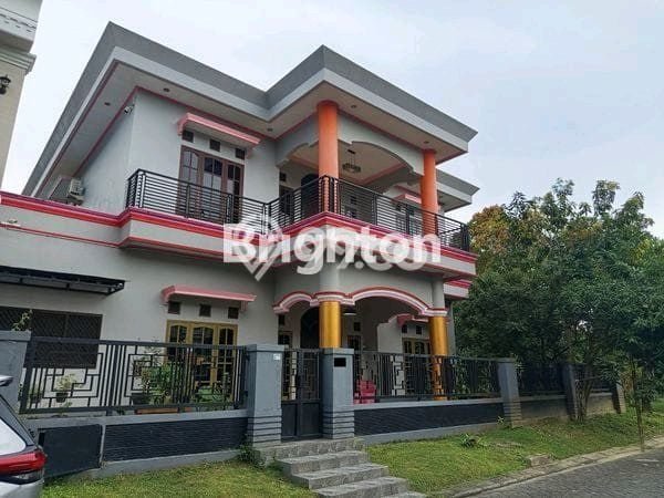 Rumah Elit LB 200m2 Siap Huni Desain Elegan di Balikpapan Baru, Balikpapan Rumah Elit LB 200m2 Siap Huni Desain Elegan di Balikpapan Baru, Balikpapan