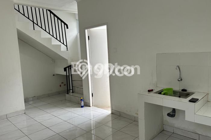 Rumah di Balikpapan Selatan, 2 KM, Pemandangan Kota, LT 57m2m² Bangunan 72m2m² Rumah di Balikpapan Selatan, 2 KM, Pemandangan Kota, LT 57m2m² Bangunan 72m2m²