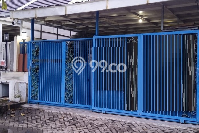 Rumah Strategis Modern Lb 120m2 di Driyorejo, Gresik Rumah Strategis Modern Lb 120m2 di Driyorejo, Gresik