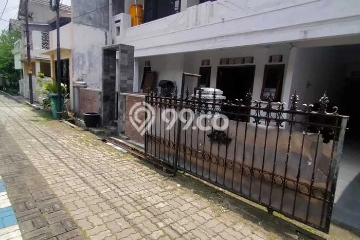 Dijual Cepat Rumah Favorit Siap Huni LB 320m2 di Waru, Sidoarjo Dijual Cepat Rumah Favorit Siap Huni LB 320m2 di Waru, Sidoarjo