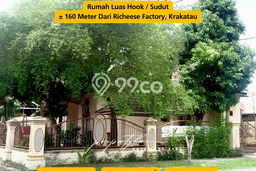 Siap Huni Rumah Mewah 4 Kamar di Medan Timur Dekat ke Mana Saja Siap Huni Rumah Mewah 4 Kamar di Medan Timur Dekat ke Mana Saja