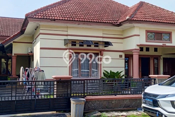 For Sale Rumah 3 Kamar Lokasi Ideal Bagus dan Strategis di Medan Sunggal For Sale Rumah 3 Kamar Lokasi Ideal Bagus dan Strategis di Medan Sunggal