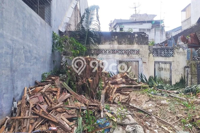 Tanah di Medan Barat, Medan Luas 198m2 Dijual Segera Tanah di Medan Barat, Medan Luas 198m2 Dijual Segera