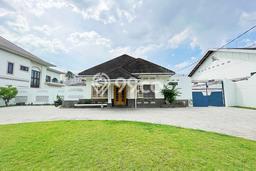 Rumah Eksklusif Dijual LT 2000m2 di Medan Polonia, Medan Rumah Eksklusif Dijual LT 2000m2 di Medan Polonia, Medan