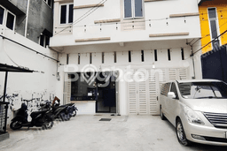 Ruko Bagus LT 324m2 LB 450m2 Dijual di Medan Timur Medan Ruko Bagus LT 324m2 LB 450m2 Dijual di Medan Timur Medan
