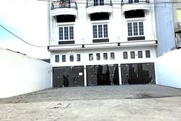 Ruko untuk disewa di Medan Tembung punya LT 126m2 & LB 226m2 harga sewa kompetitif Ruko untuk disewa di Medan Tembung punya LT 126m2 & LB 226m2 harga sewa kompetitif