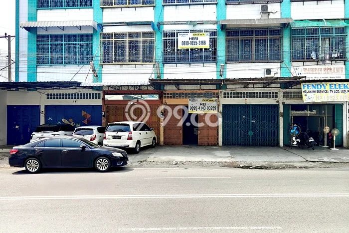 Ruko bagus disewakan di Medan Area Medan dengan LB 192m2 harga sewa terbaik Ruko bagus disewakan di Medan Area Medan dengan LB 192m2 harga sewa terbaik