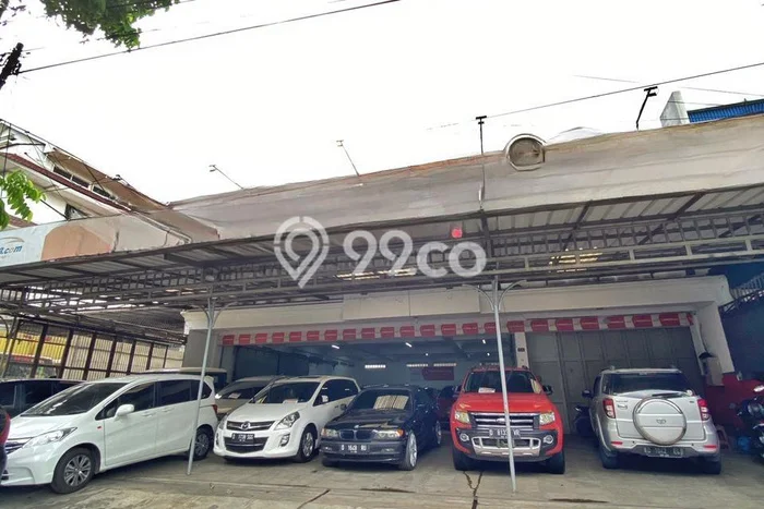 Disewakan Ruko di Kawasan Ramai BKR Luas 600m2 Disewakan Ruko di Kawasan Ramai BKR Luas 600m2
