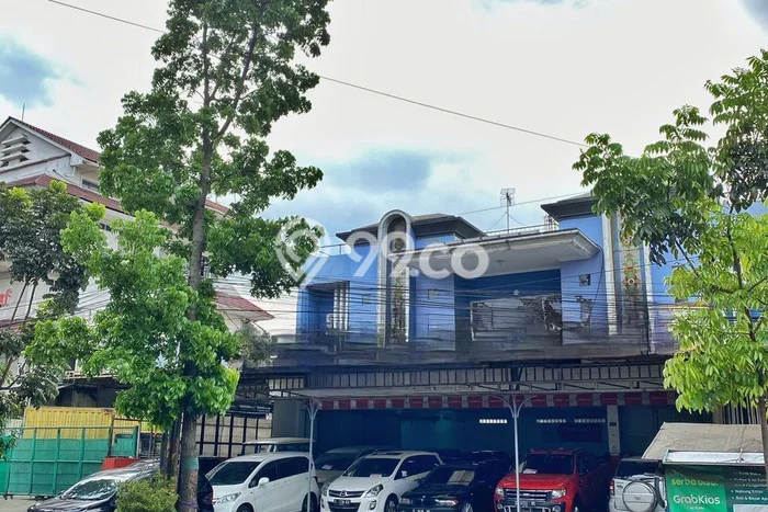 Disewakan Ruko di Kawasan Ramai BKR Luas 600m2 Disewakan Ruko di Kawasan Ramai BKR Luas 600m2