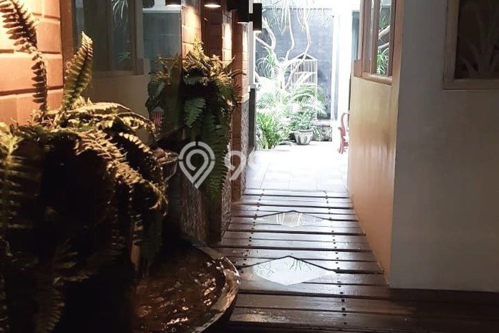 Dijual Rumah Premium dengan Fasilitas Sekitar Komplit di Gayungan, Surabaya Dijual Rumah Premium dengan Fasilitas Sekitar Komplit di Gayungan, Surabaya