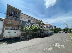 Dijual Kost Strategis di Bulak, Surabaya 14 KT, 4 KM, Luas Bangunan 350m2 Dijual Kost Strategis di Bulak, Surabaya 14 KT, 4 KM, Luas Bangunan 350m2
