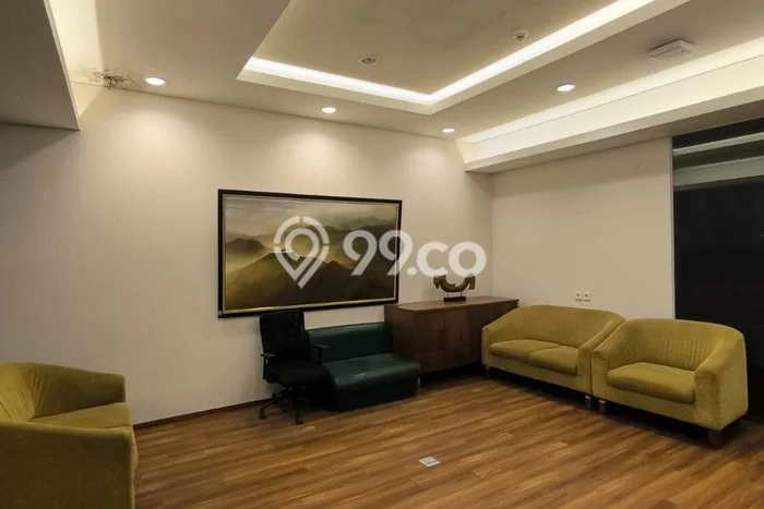 Unit Kantor Paling Strategis di Genteng Surabaya dengan LB 1500m2 Unit Kantor Paling Strategis di Genteng Surabaya dengan LB 1500m2