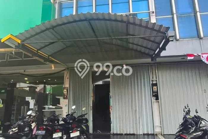 Area Ramai! Ruko Dijual di Ciledug untuk Bisnis Luas Bangunan 128m2 Area Ramai! Ruko Dijual di Ciledug untuk Bisnis Luas Bangunan 128m2