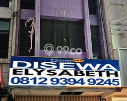 Disewakan Ruko komersial di Kelapa Gading luas bangunan 300m2 Disewakan Ruko komersial di Kelapa Gading luas bangunan 300m2