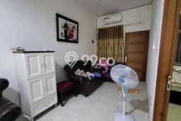 Dijual Rumah Strategis Bagus Punya 2 KT di Kelapa Gading Jakarta Utara SHM Dijual Rumah Strategis Bagus Punya 2 KT di Kelapa Gading Jakarta Utara SHM