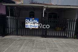 For Sale Rumah 2 Kamar Lokasi Ideal Nyaman dan Strategis di Kelapa Gading For Sale Rumah 2 Kamar Lokasi Ideal Nyaman dan Strategis di Kelapa Gading