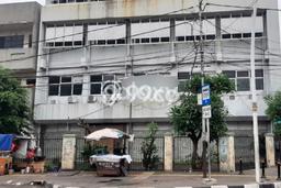 AREA KOMERSIAL! Kantor Kawasan Jatinegara, Luas 0m2m², Jalan Utama AREA KOMERSIAL! Kantor Kawasan Jatinegara, Luas 0m2m², Jalan Utama