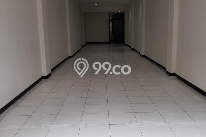 Disewakan Ruko di Kawasan Ramai Bandung Timur Luas 240m2 Disewakan Ruko di Kawasan Ramai Bandung Timur Luas 240m2