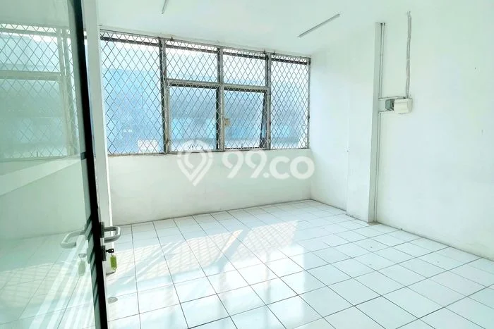 Ruko 4.5 Lantai Akses Container Strategis Dekat Jalan Raya Cocok Untuk Usaha, Kantor, Tempat Tinggal Lokasi Di Tubagus Angke Ruko 4.5 Lantai Akses Container Strategis Dekat Jalan Raya Cocok Untuk Usaha, Kantor, Tempat Tinggal Lokasi Di Tubagus Angke