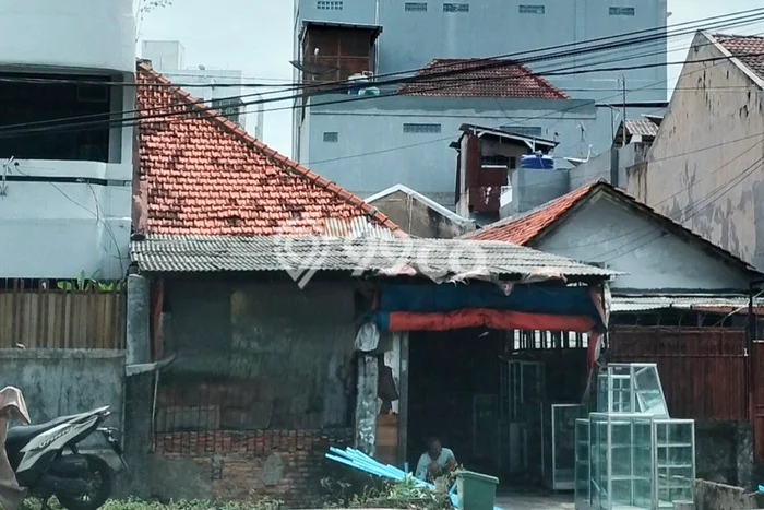 Jual di Bawah NJOP Rumah Tua di Jalan Raya Petojo Jakarta Pusat Jual di Bawah NJOP Rumah Tua di Jalan Raya Petojo Jakarta Pusat