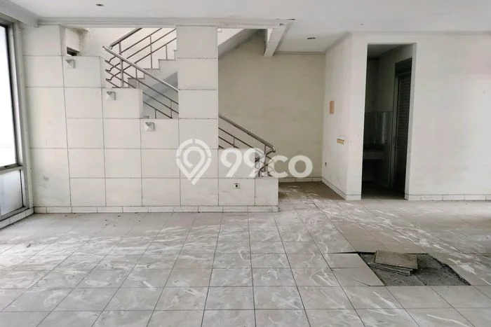 Rumah Murah 3.5 Lantai Bentuk Ngantong Sudah SHM Lokasi Strategis di Jalan Kartini Jakarta Pusat Dekat Pasar Baru Rumah Murah 3.5 Lantai Bentuk Ngantong Sudah SHM Lokasi Strategis di Jalan Kartini Jakarta Pusat Dekat Pasar Baru