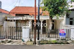 Rumah Tua Hitung Tanah Sudah SHM Lokasi Strategis Terletak di Palapa Kedoya di Belakang Sunrise Garden Jakarta Barat Rumah Tua Hitung Tanah Sudah SHM Lokasi Strategis Terletak di Palapa Kedoya di Belakang Sunrise Garden Jakarta Barat