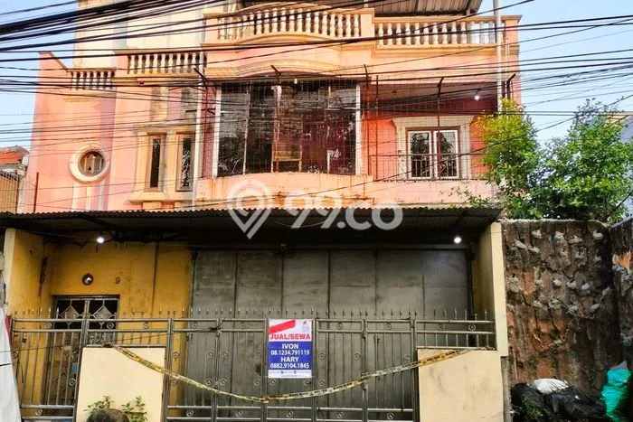 Rumah 3 Lantai Ada 30 Kamar Ex Kost Kost An Selalu Penuh Terisi Lokasi Dekat Kampus, Mall, Perkantoran Terletak Di Jalan Utama Tomang Rumah 3 Lantai Ada 30 Kamar Ex Kost Kost An Selalu Penuh Terisi Lokasi Dekat Kampus, Mall, Perkantoran Terletak Di Jalan Utama Tomang